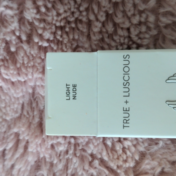 True + Luscious Angel Eyes Eyeshadow Primer/Base - Picture 4 of 4